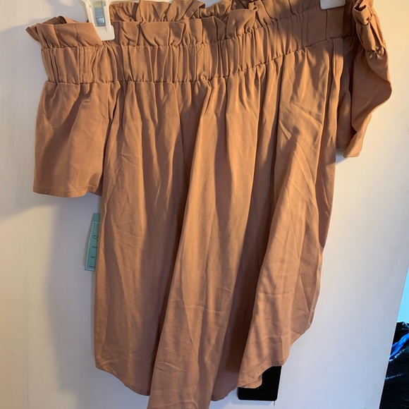 Off the shoulder rose gold top - Picture 2 of 5